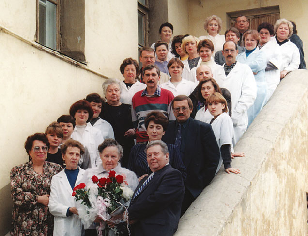 Коллектив сотрудников в 1997 году.
